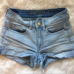 American eagle light wash shorts